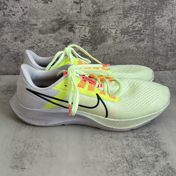 Nike Air Zoom Pegasus 38 Men Size 14 Running Shoe CW7356-700 Barely Volt/Black main image 4